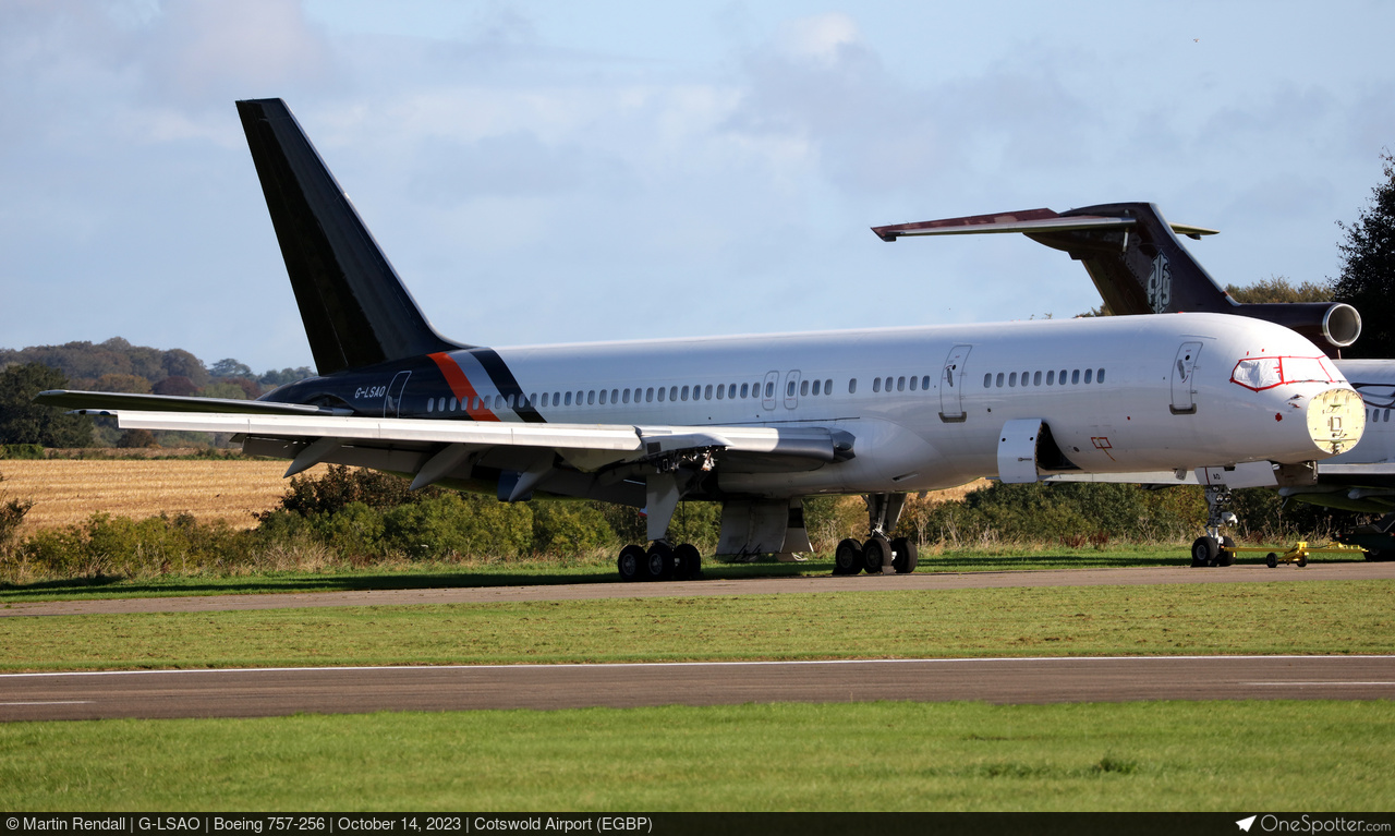 G-LSAO Jet2 Boeing 757-256, MSN 29309 | OneSpotter.com