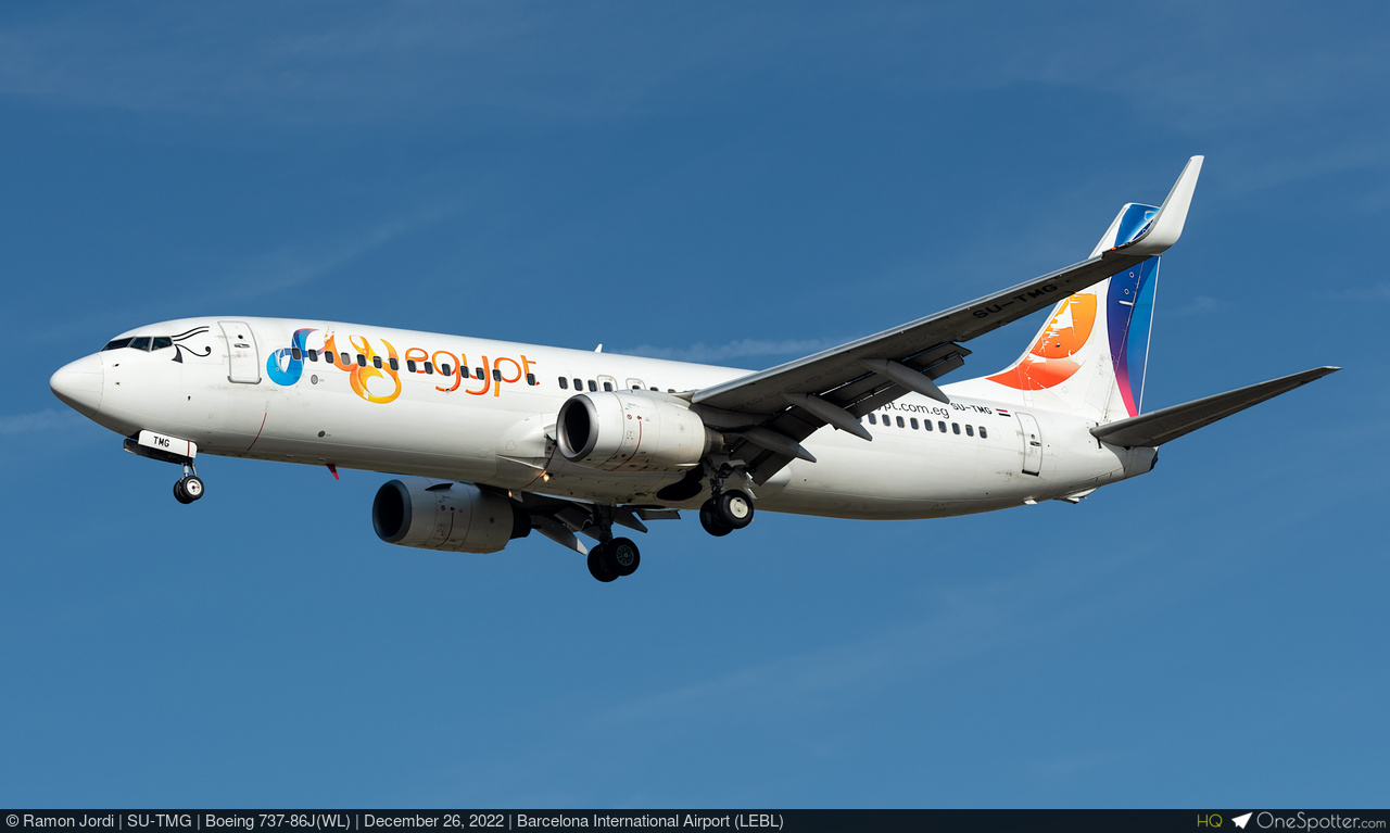 LY-SLX Sun d'Or International Airlines Boeing 737-86J(WL), MSN