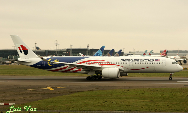 9M-MAG - Malaysia Airlines Airbus A350-941, MSN 213 | OneSpotter.com