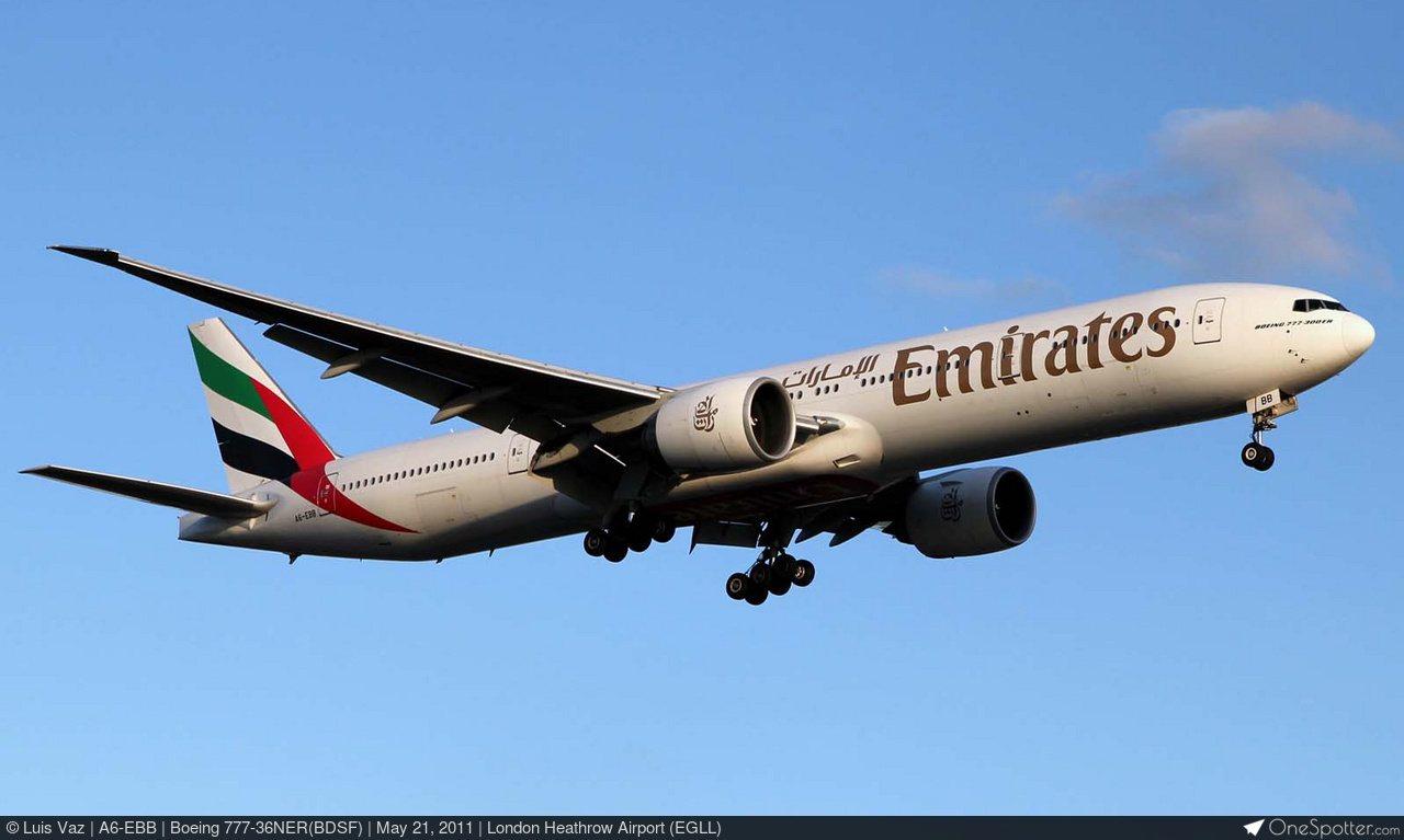N778CK Kalitta Air Boeing 777-36NER(BDSF), MSN 32789 | OneSpotter.com