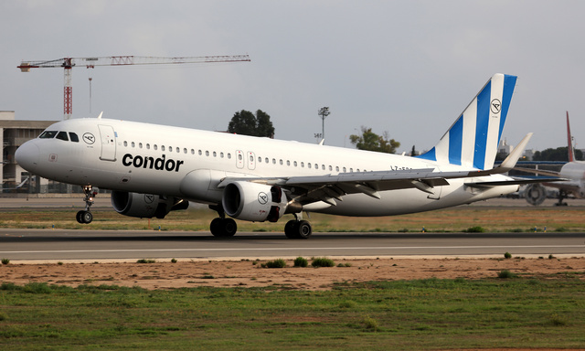 LZ-FBG Condor Airbus A320-214(WL), MSN 6012 | OneSpotter.com