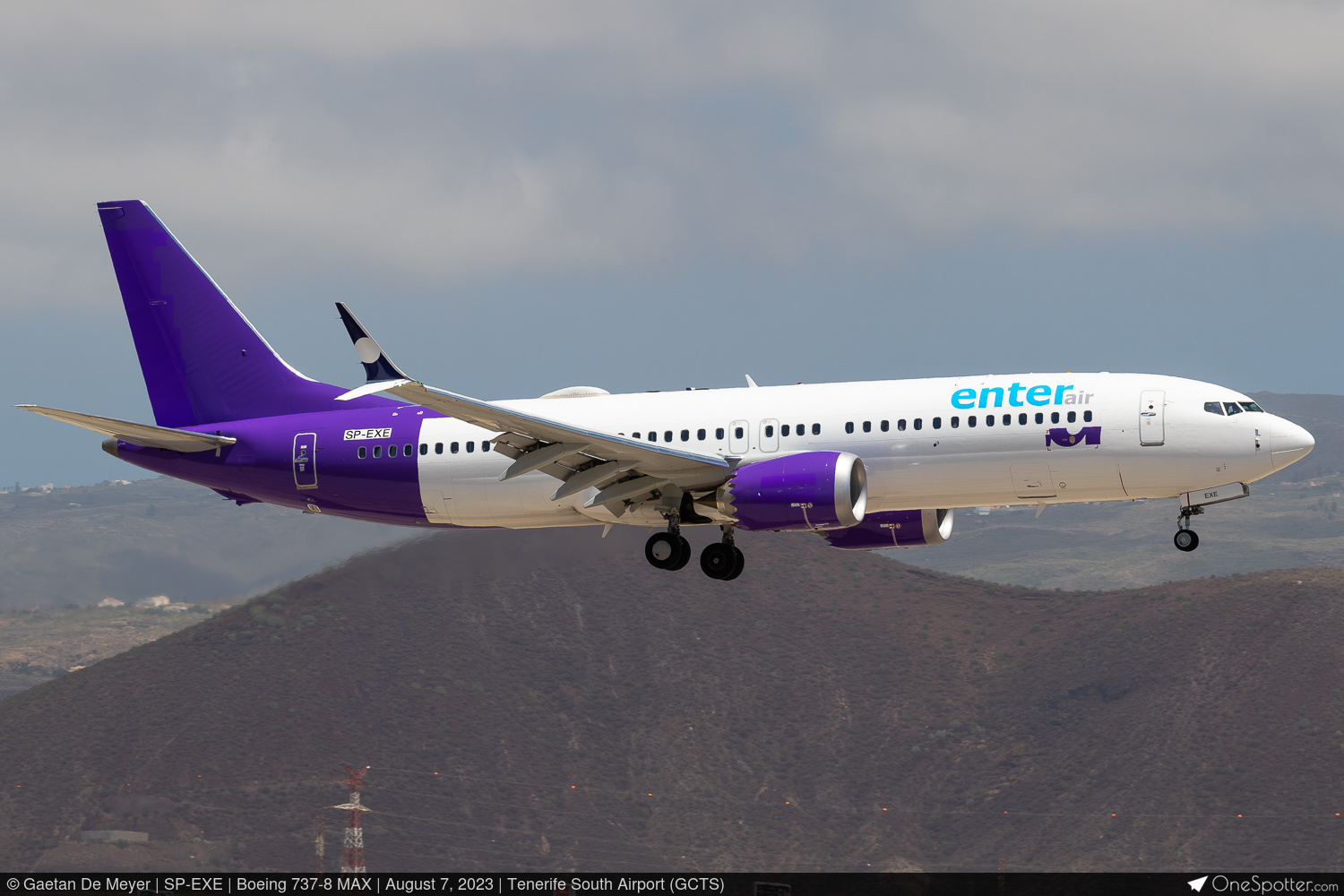 SP-EXE - Boeing 737-8 MAX, Enter Air | OneSpotter.com