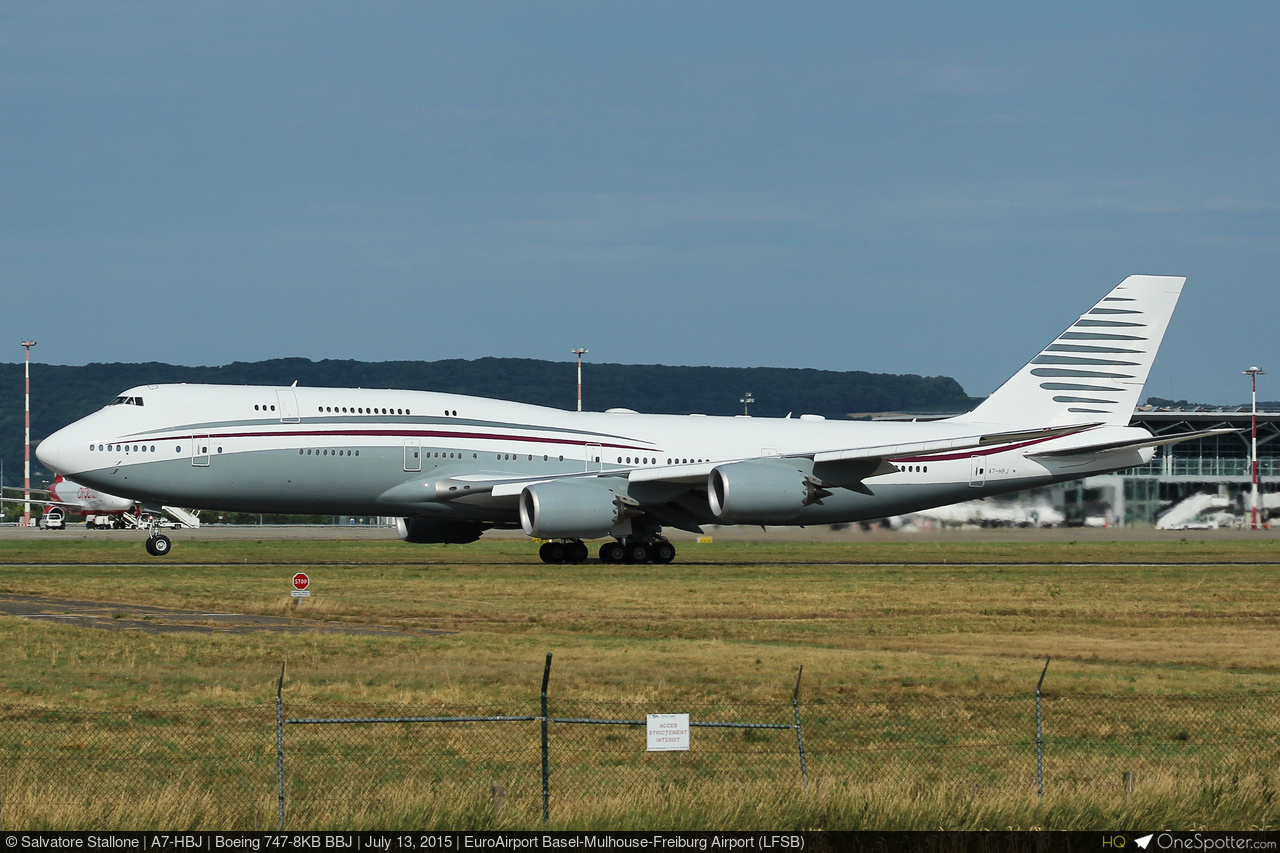 【レア】カタール航空 Boeing747-8 カタールアミリフライト Boeing 747-8 A7-HHE 羽田空港 航空