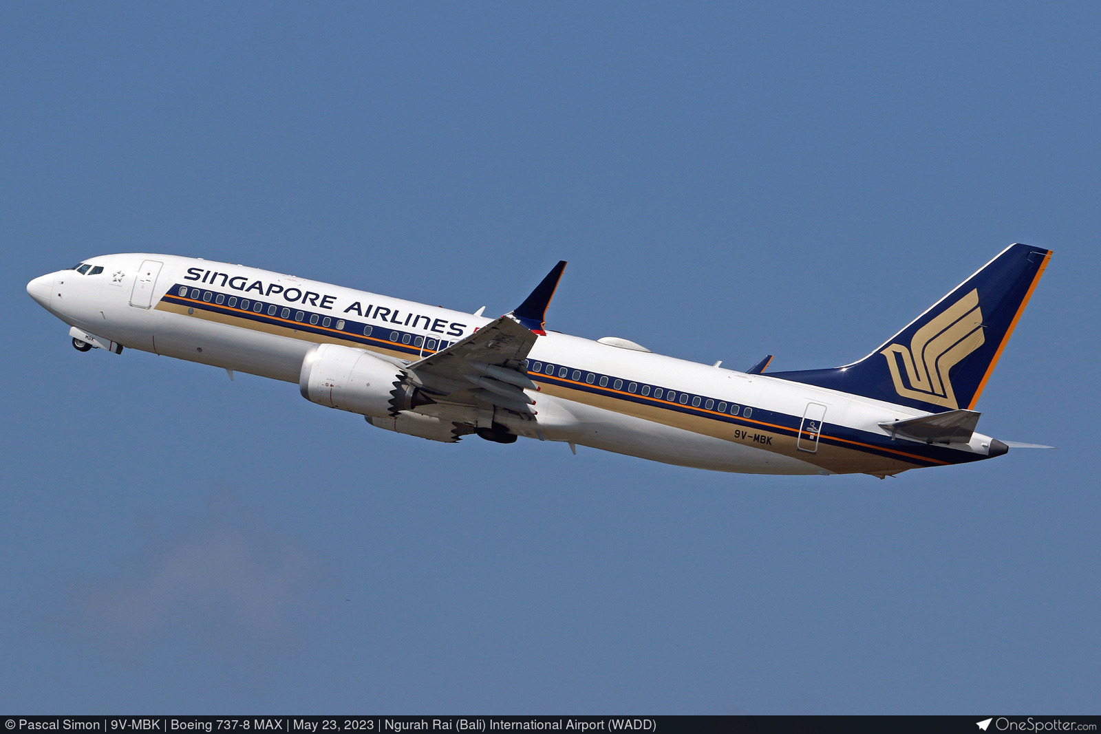 JC Wings EW238M006 Boeing 737 MAX 8 Singapore Airlines 9V-MBA