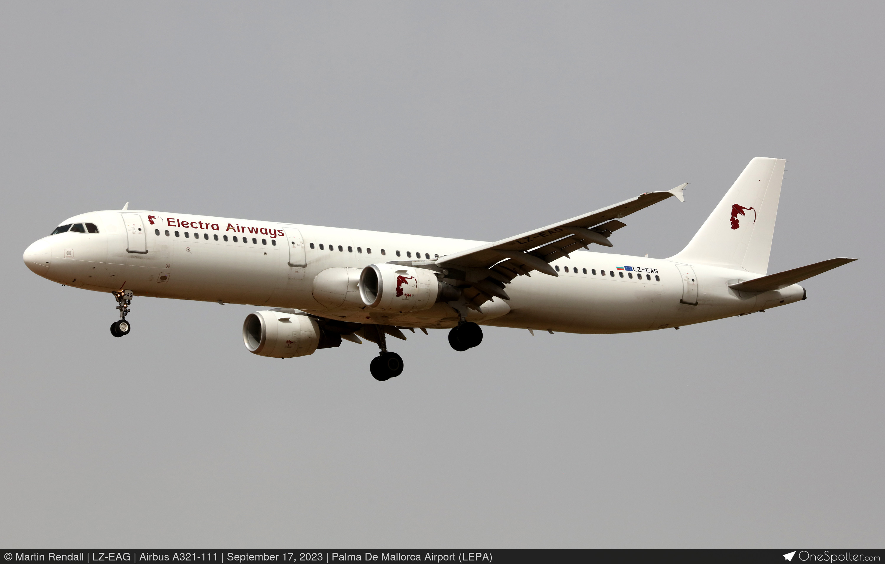 英国航空 旅客機B AC-111-510 File:Museum of Flight BAC 111-510ED One-Eleven 01 (2).jpg