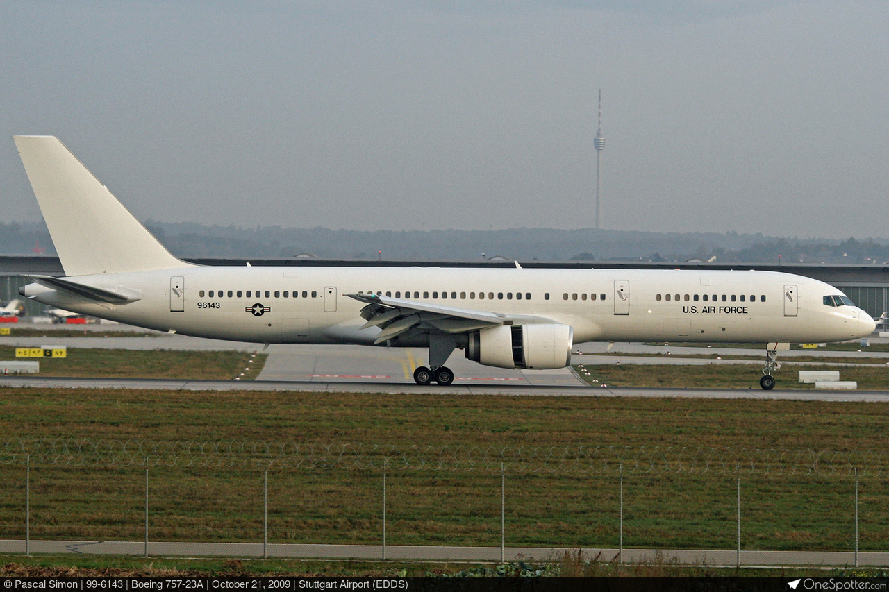 航空機・ヘリコプター JC 1:400 USAF C-32B 99-6143 B757-200 JC 1:400