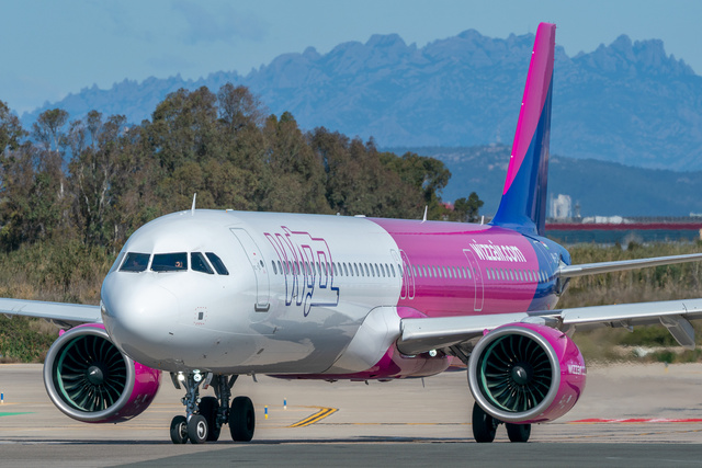 トサ Bringing back the glory days with this 1984 Z31 Fairlady 300ZX NA