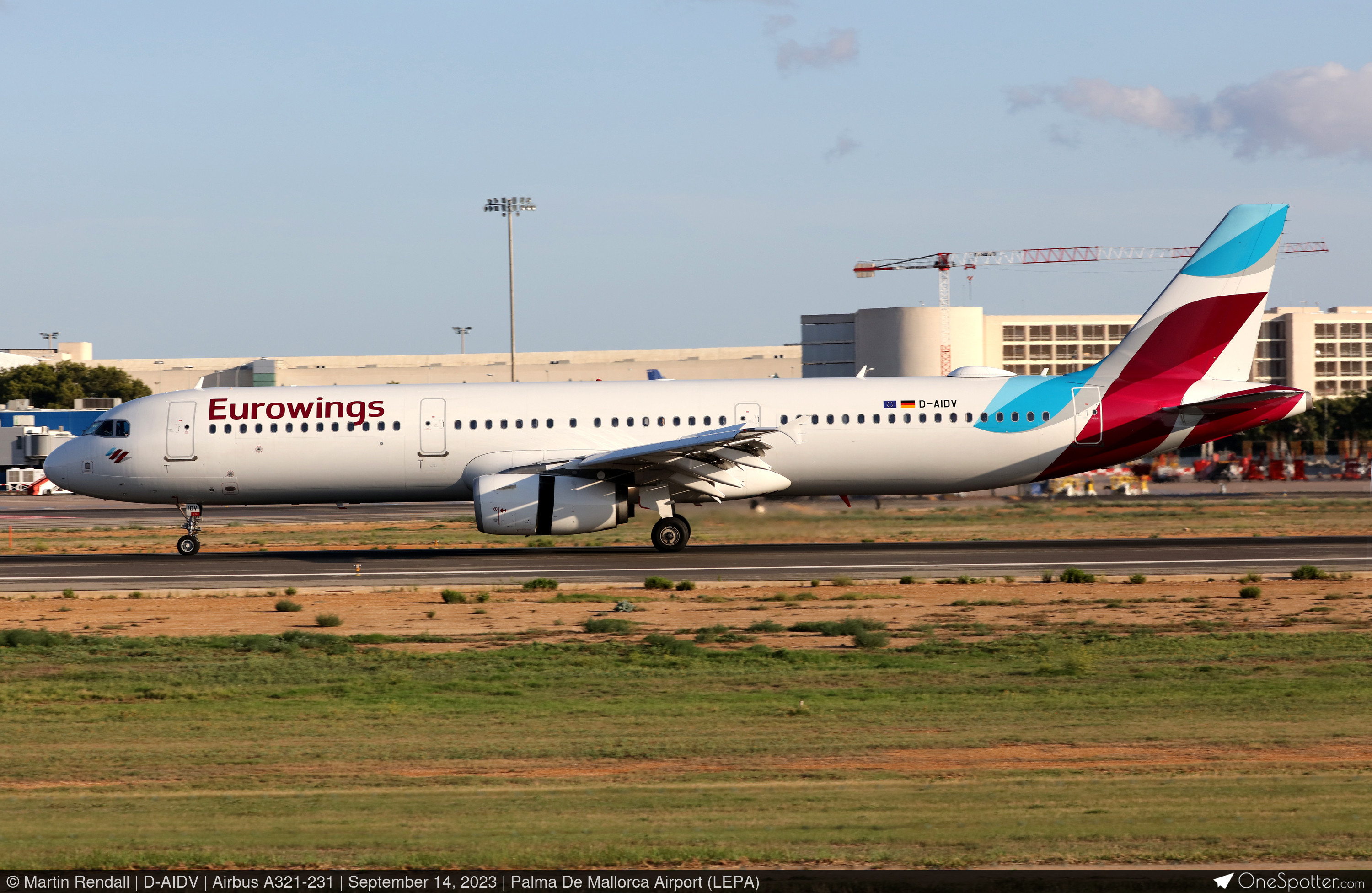 D-AIDV Eurowings Airbus A321-231, MSN 5413 | OneSpotter.com