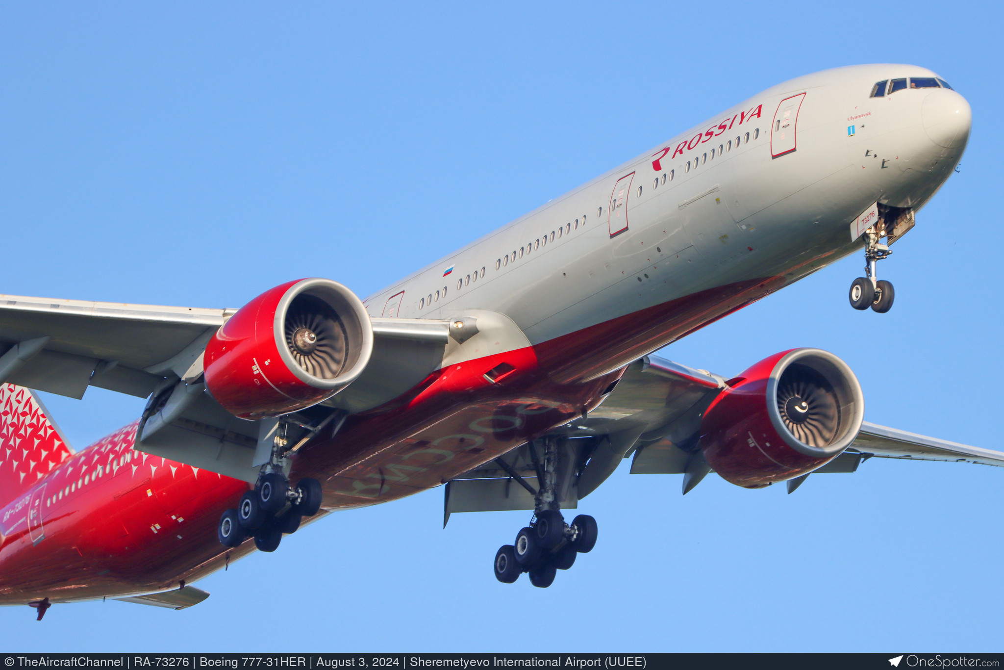 RA-73276 Rossiya - Russian Airlines Boeing 777-31HER, MSN 32710 |  OneSpotter.com