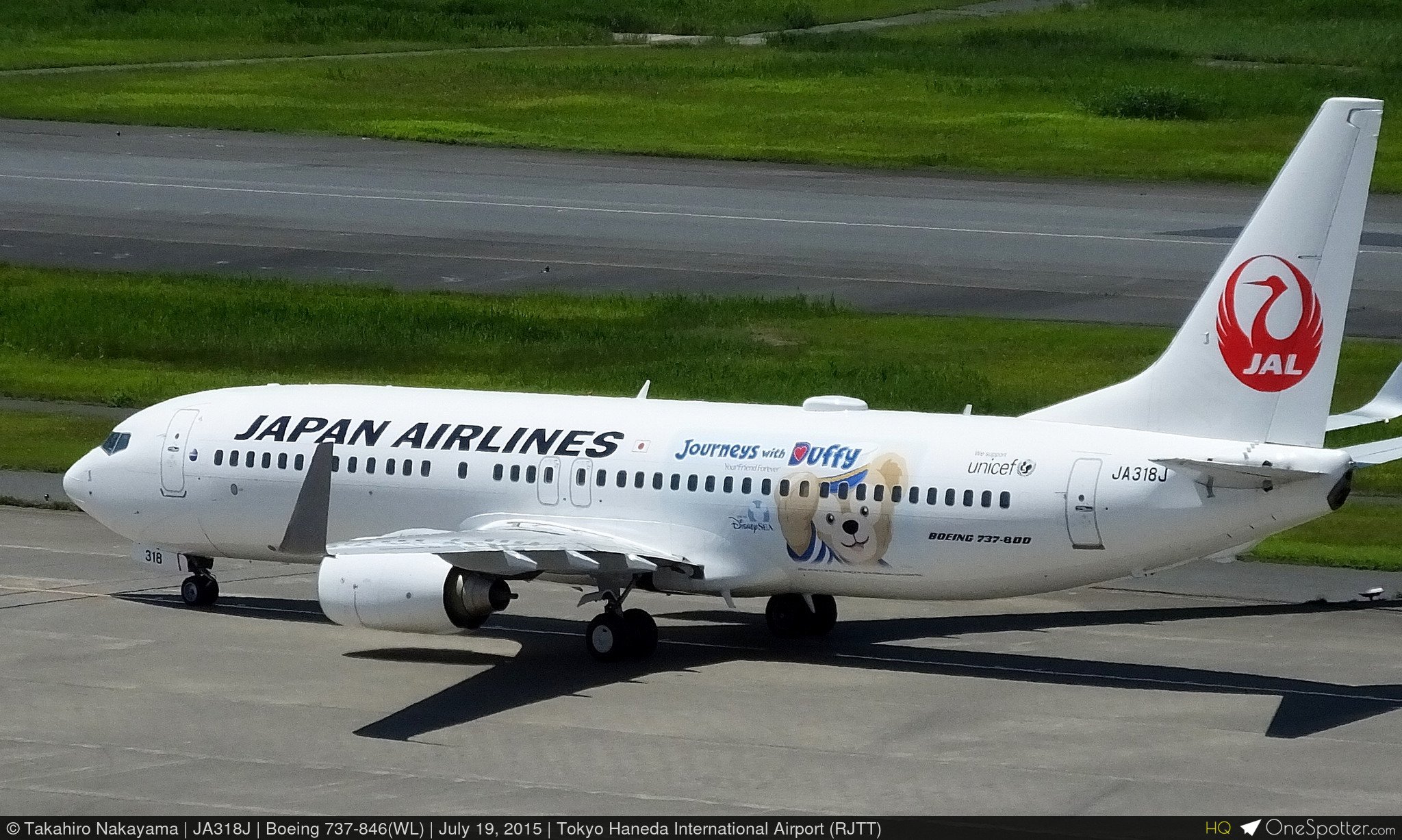 JA318J - Japan Airlines Boeing 737-846(WL), MSN 35347 | OneSpotter.com