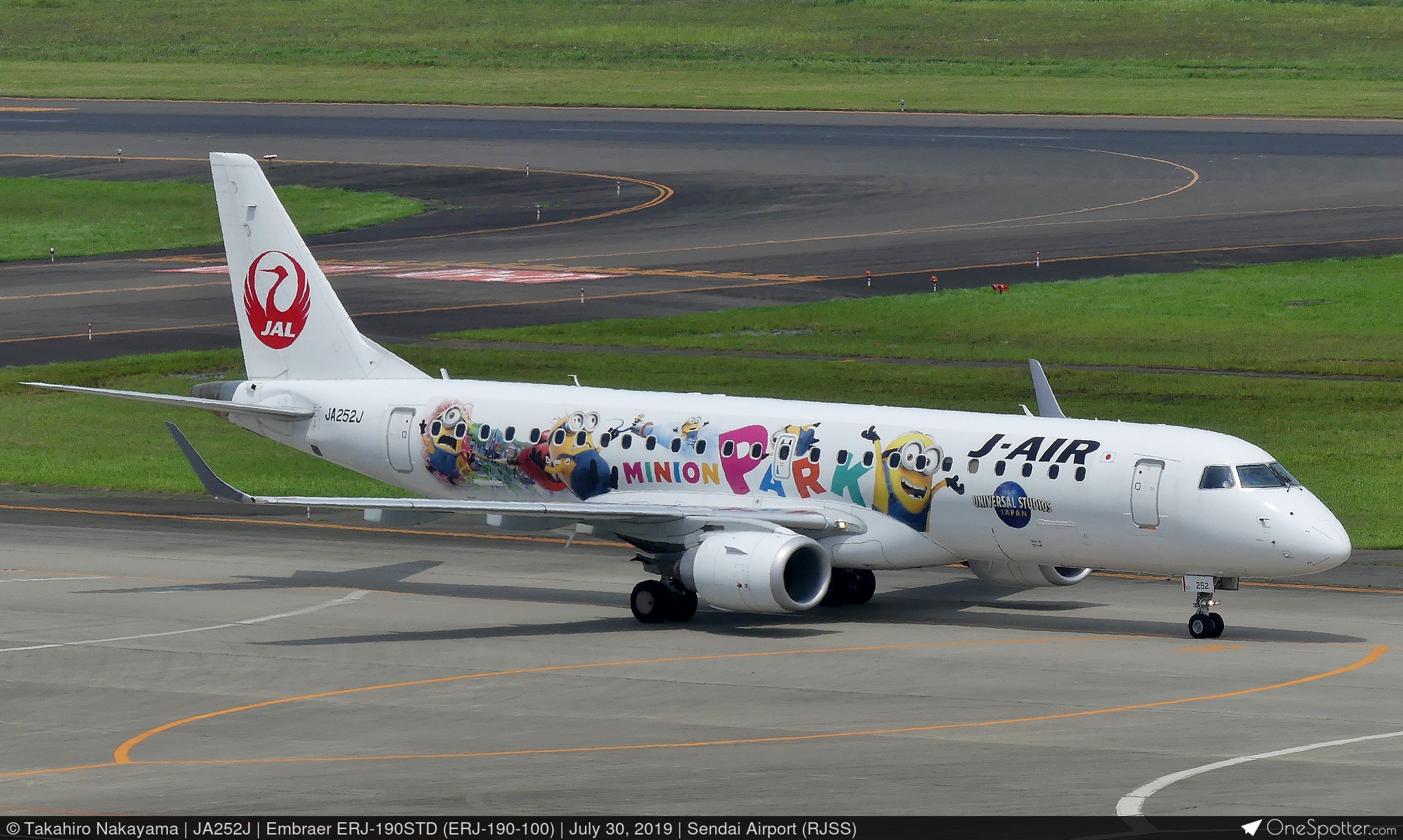 JA252J - Embraer ERJ-190STD (ERJ-190-100), J-Air | OneSpotter.com