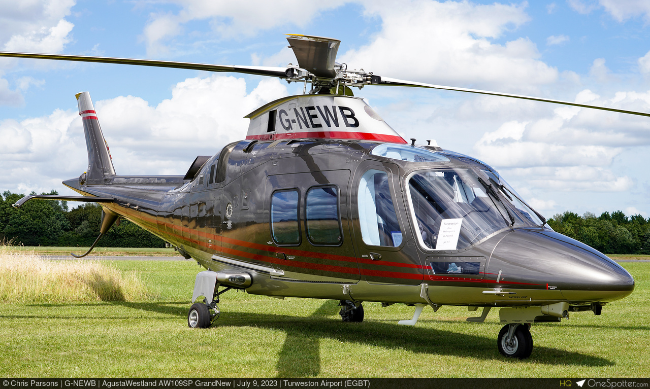 AgustaWestland AW109 | OneSpotter.com