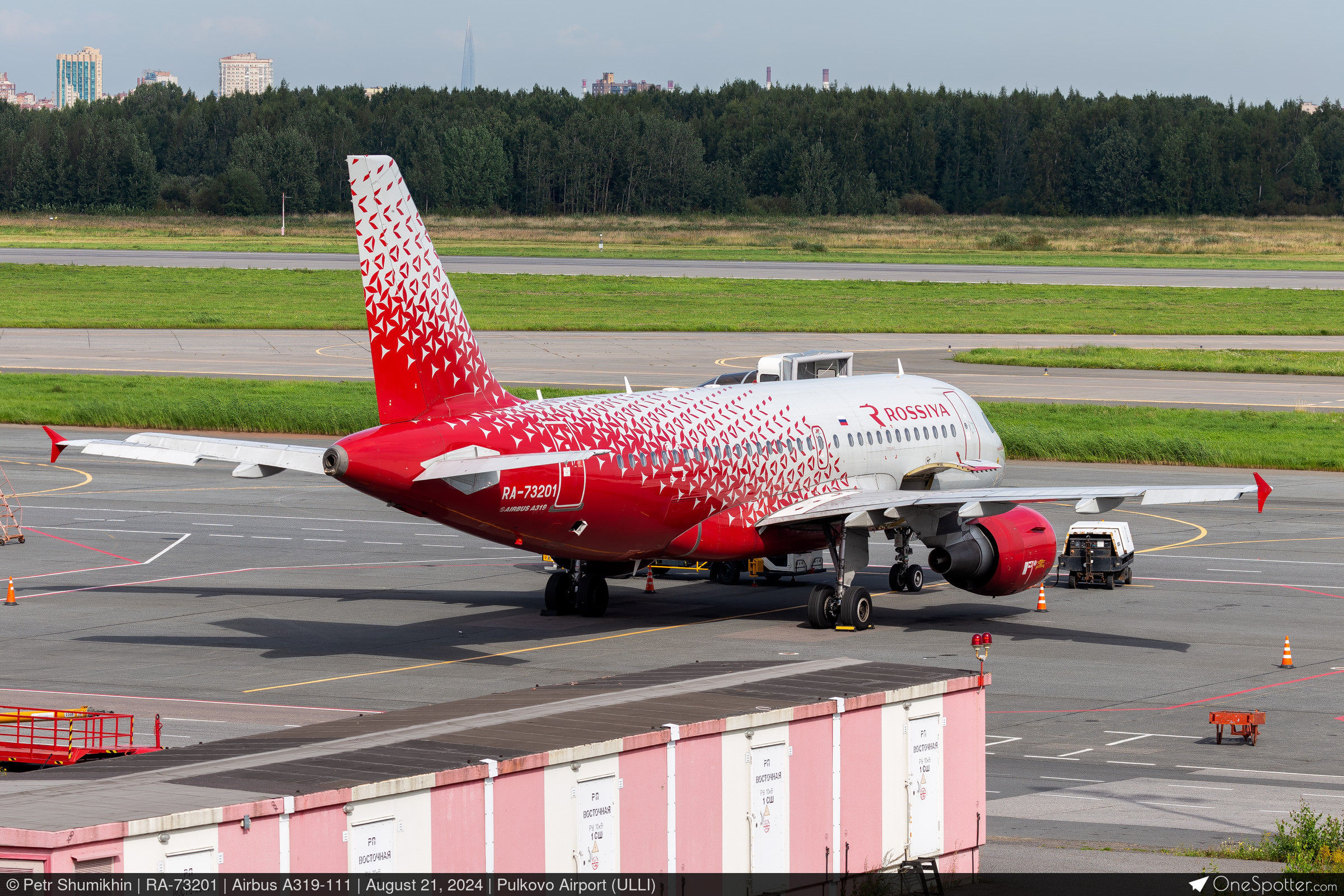 RA-73201 - Airbus A319-111, Rossiya - Russian Airlines | OneSpotter.com