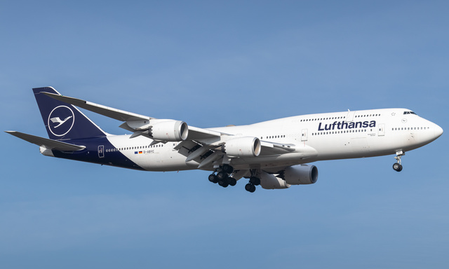 D-ABYC Lufthansa Boeing 747-830, MSN 37828 | OneSpotter.com