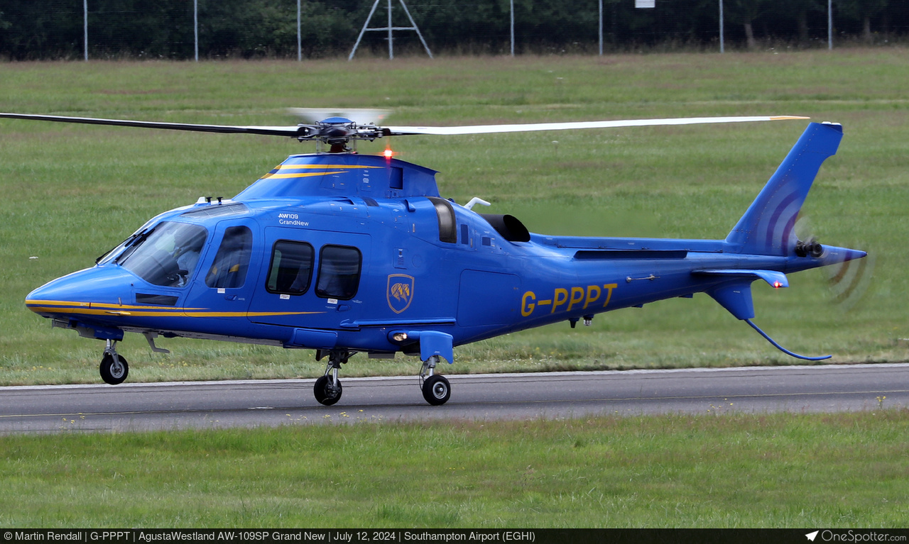 AgustaWestland AW109 | OneSpotter.com