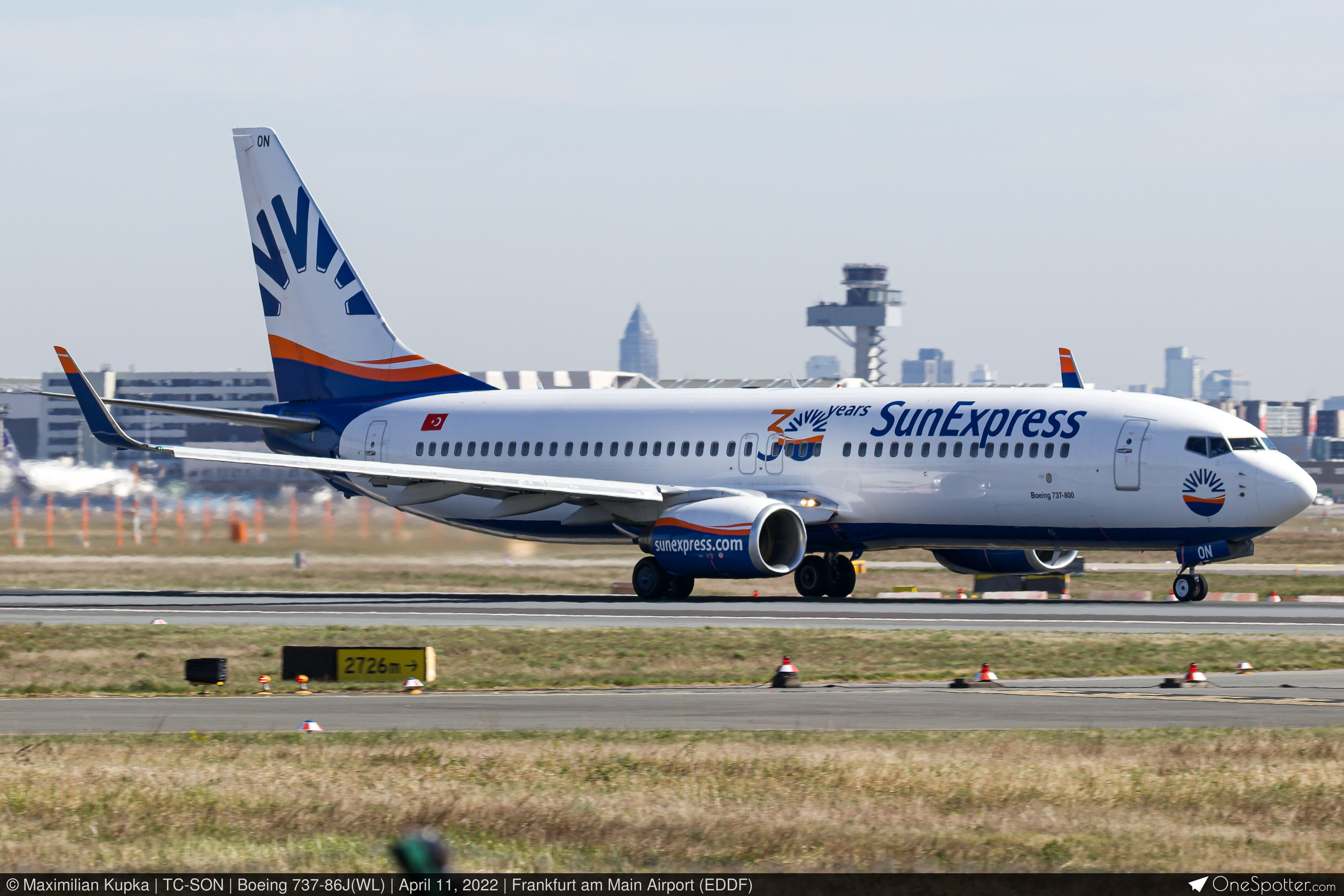 TC-SON SunExpress Boeing 737-86J(WL), MSN 30827 | OneSpotter.com