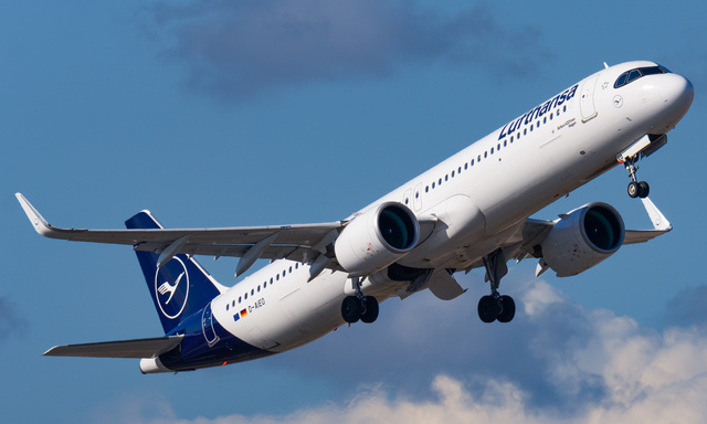 D-AIEO Lufthansa Airbus A321-271NX, MSN 10892 | OneSpotter.com