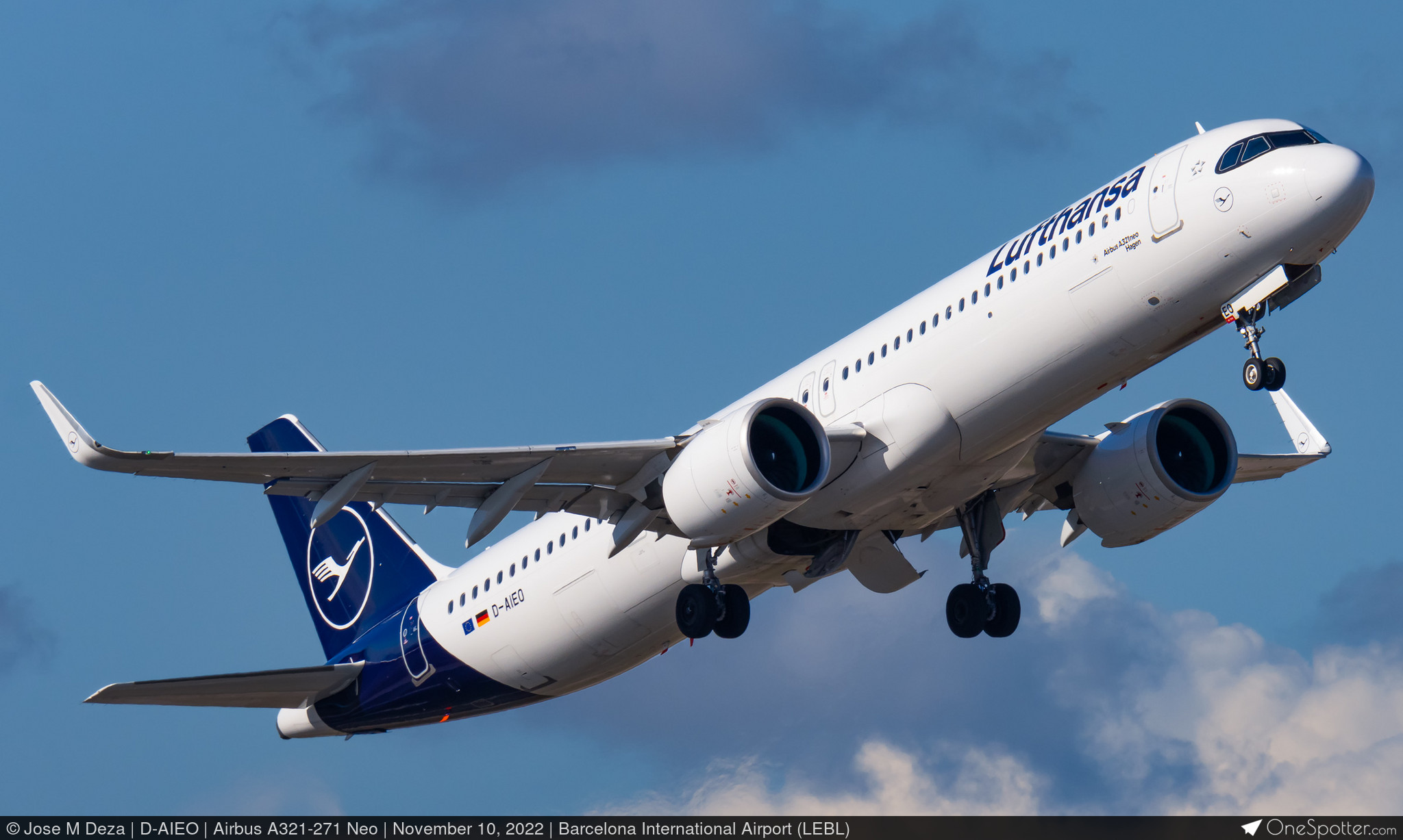 D-AIEO Lufthansa Airbus A321-271NX, MSN 10892 | OneSpotter.com