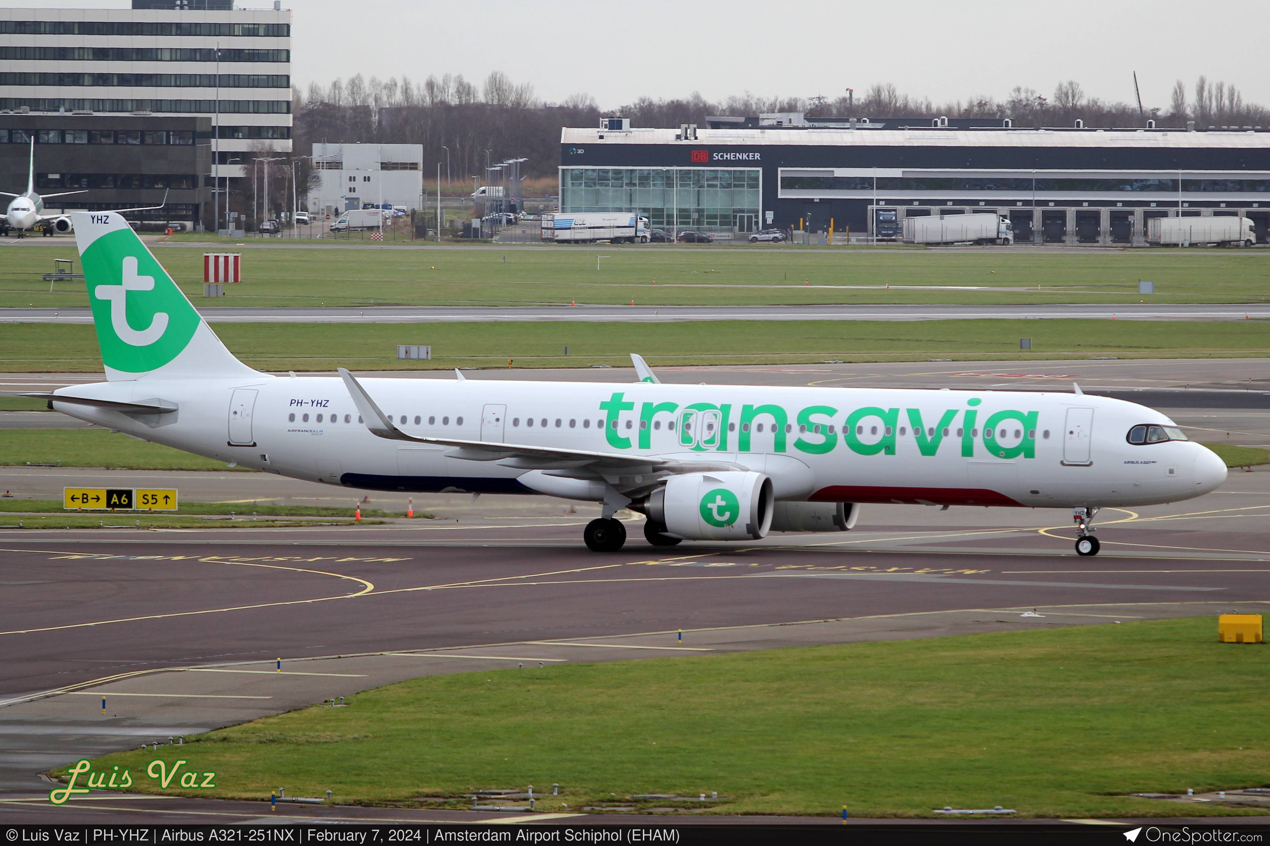 PH-YHZ - Transavia Airbus A321-251NX, MSN 11702 | OneSpotter.com