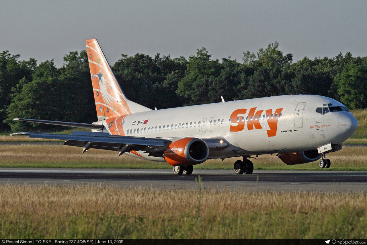 Sky Airlines | OneSpotter.com