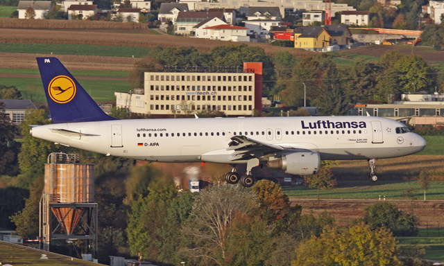 D-AIPA - Lufthansa Airbus A320-211, MSN 069 | OneSpotter.com