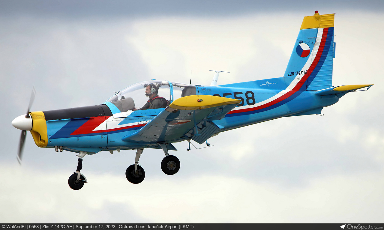 Zlin Z-142 | OneSpotter.com
