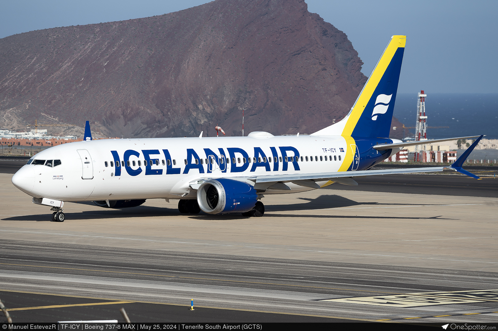 TF-ICY - Icelandair Boeing 737-8 MAX, MSN 44354 | OneSpotter.com