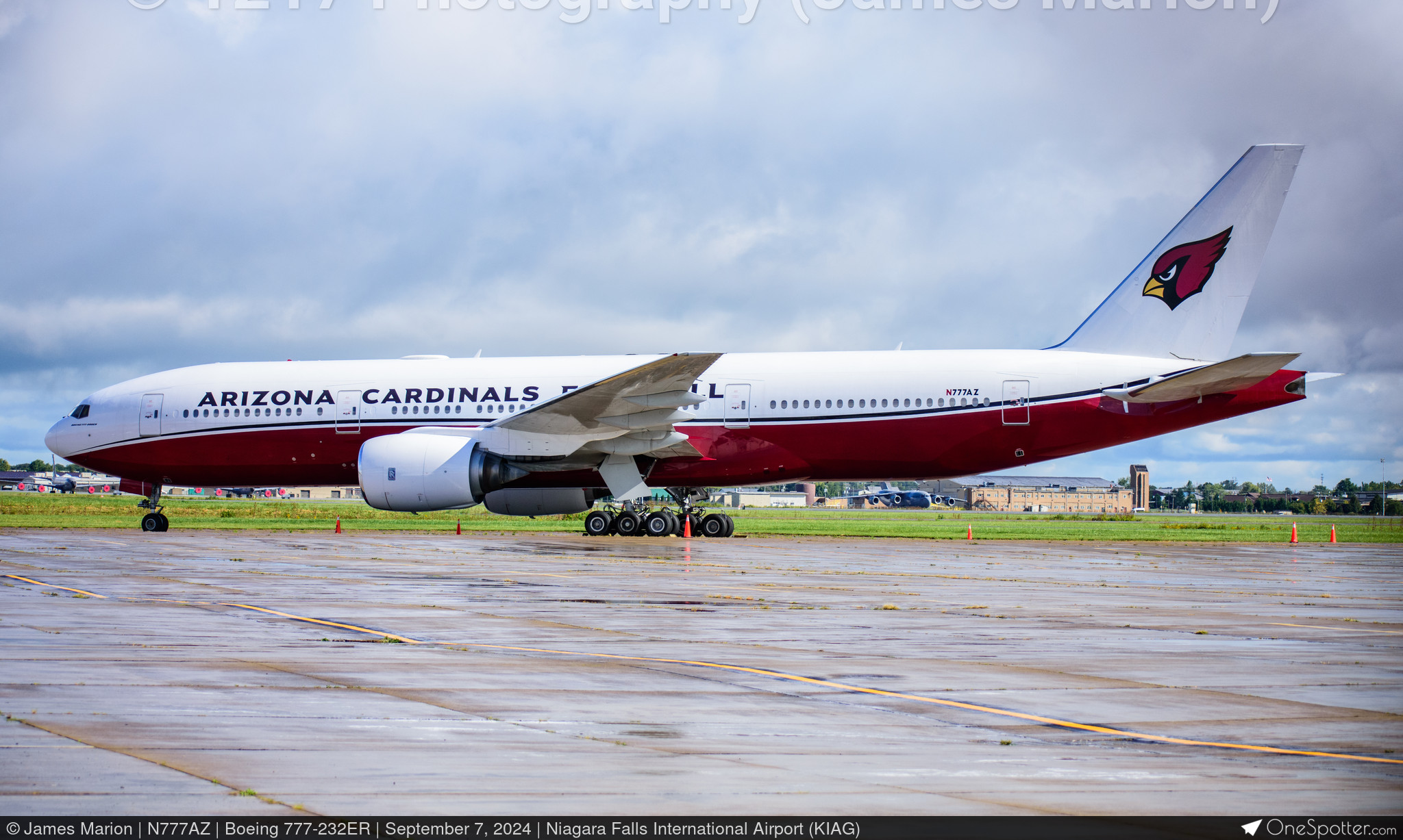 N777AZ - Arizona Cardinals Boeing 777-232ER, MSN 29743