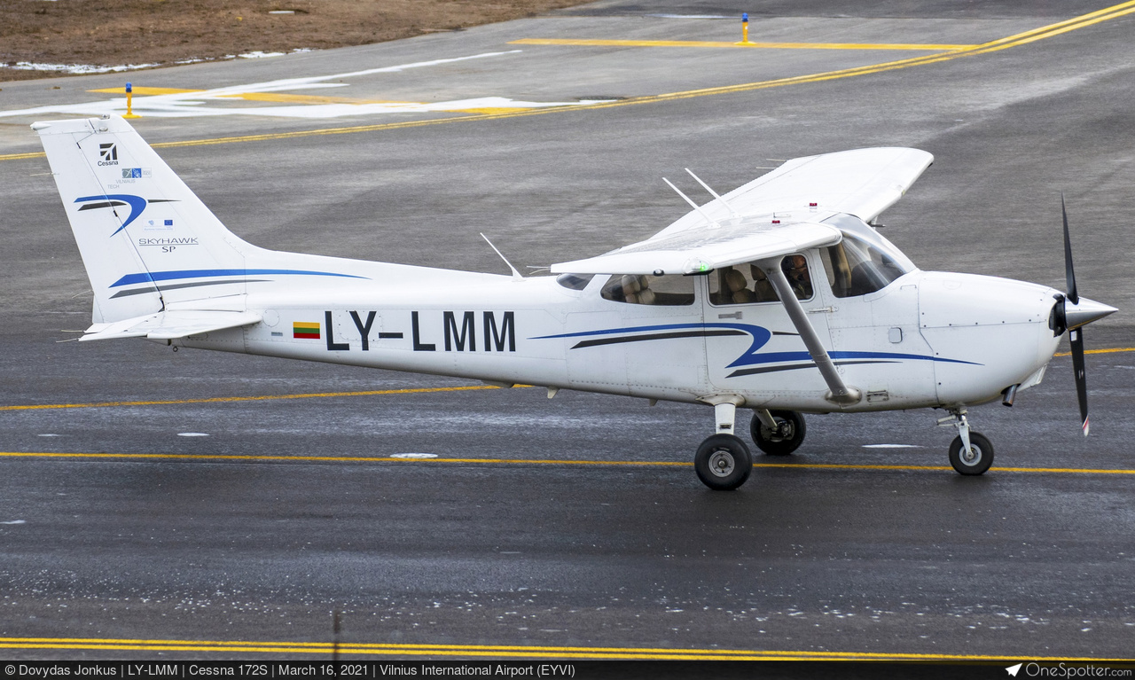 セスナ C172 タグ キーホルダー 赤白 Planetags Cessna