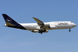 航空機・ヘリコプター Gemini400 Lufthansa Boeing 747-8 D-ABYC Gemini Jets Lufthansa 747-8 D-ABYC die-cast model ezToys