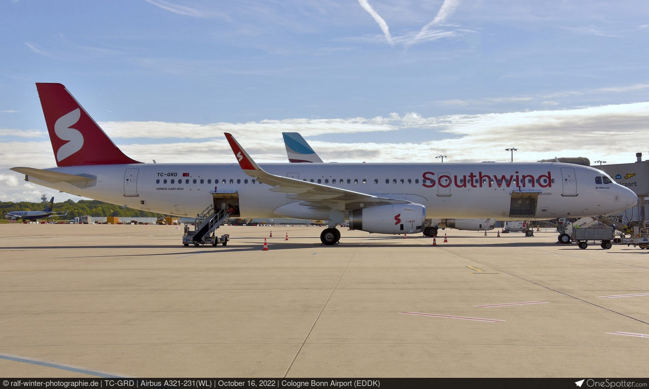 TC-GRD - Southwind Airlines Airbus A321-231(WL), MSN 5836