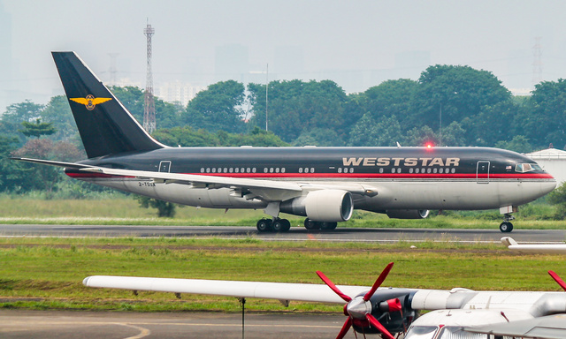  February 6  airline 2枚組 982mRXZVk6w1BmpGqg.jpg