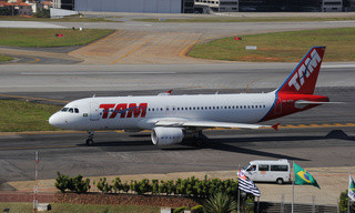 PR-MYN LATAM Airlines Brasil Airbus A320-214, MSN 4953