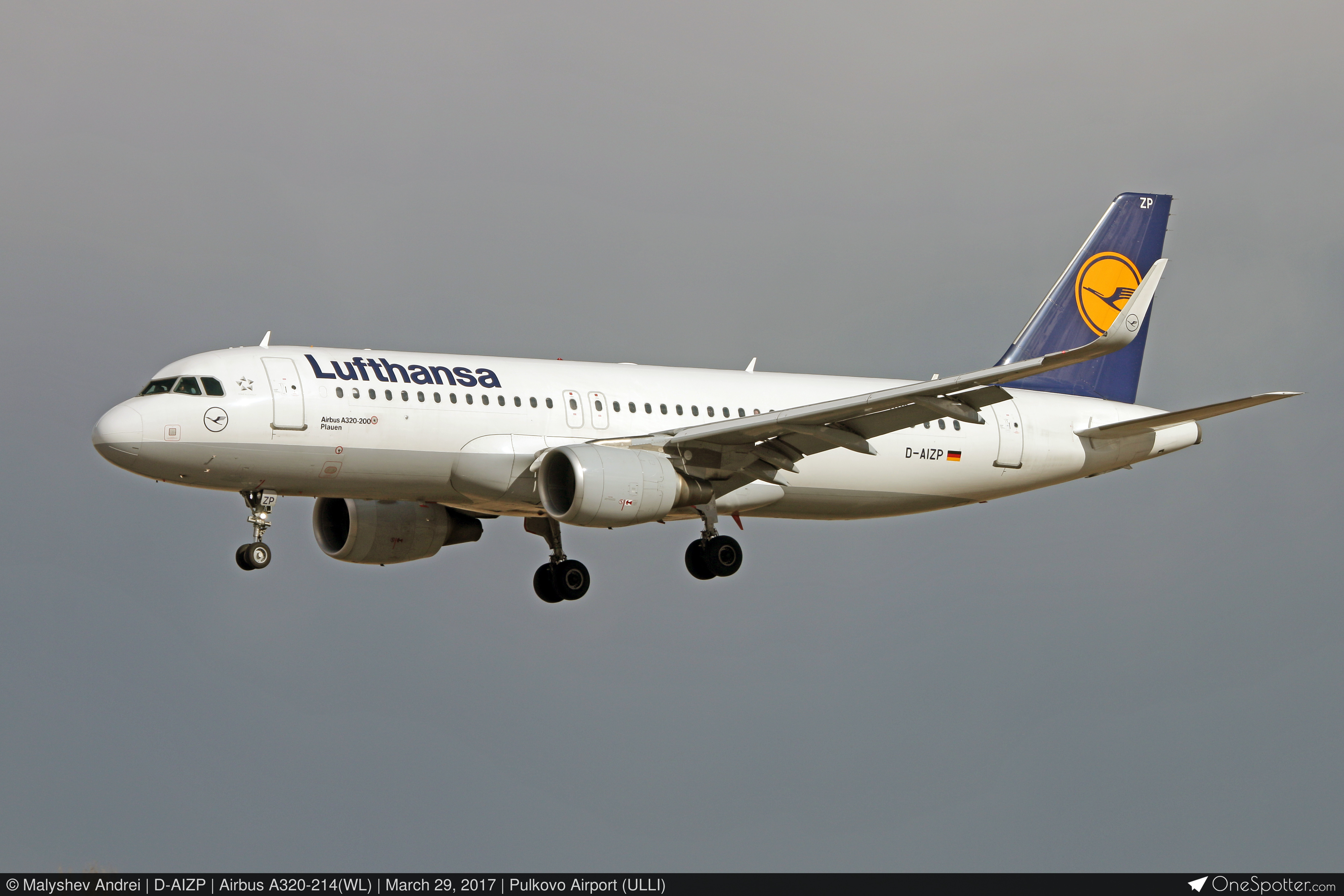 File:Lufthansa Airbus A320-214; D-AIZE@FRA;17.07.2011610de