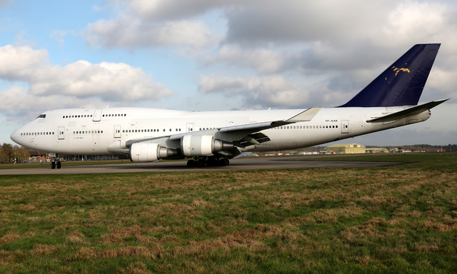 TF-AAK Saudi Arabian Airlines Boeing 747-428, MSN 32868