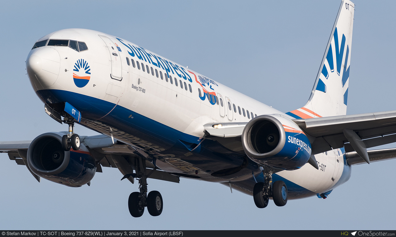 TC-SOT - SunExpress Boeing 737-8Z9(WL), MSN 28178 | OneSpotter.com