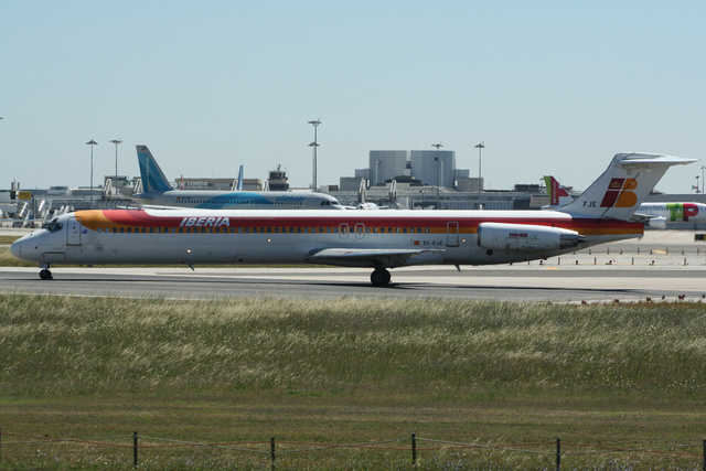 イベリア航空 Aviationtag MD-88型機 EC-FJE イベリア航空 Aviationtag MD-88型機 EC-FJE - メルカリ