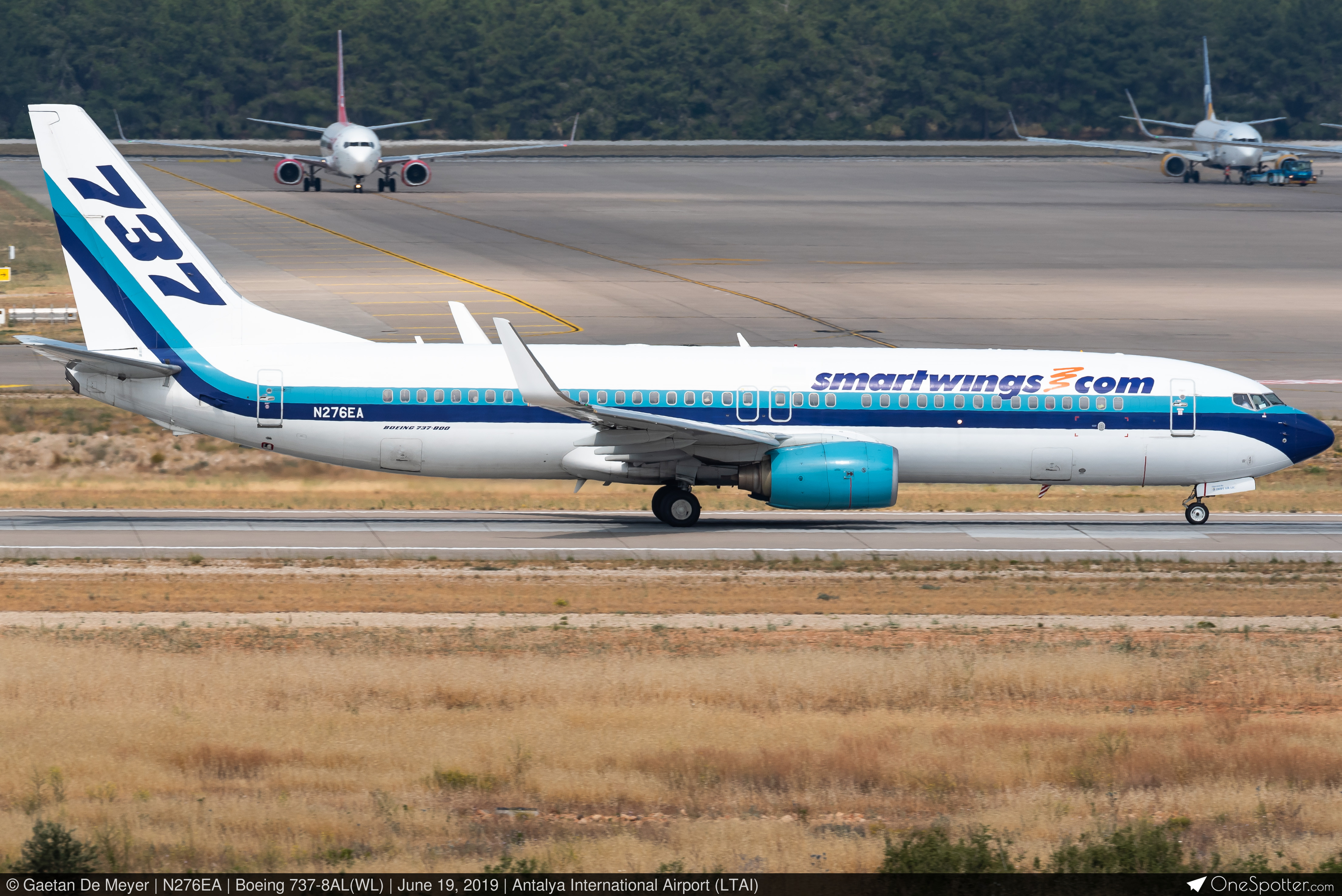 N276EA - Bank of Utah Boeing 737-8AL(WL), MSN 35070 | OneSpotter.com
