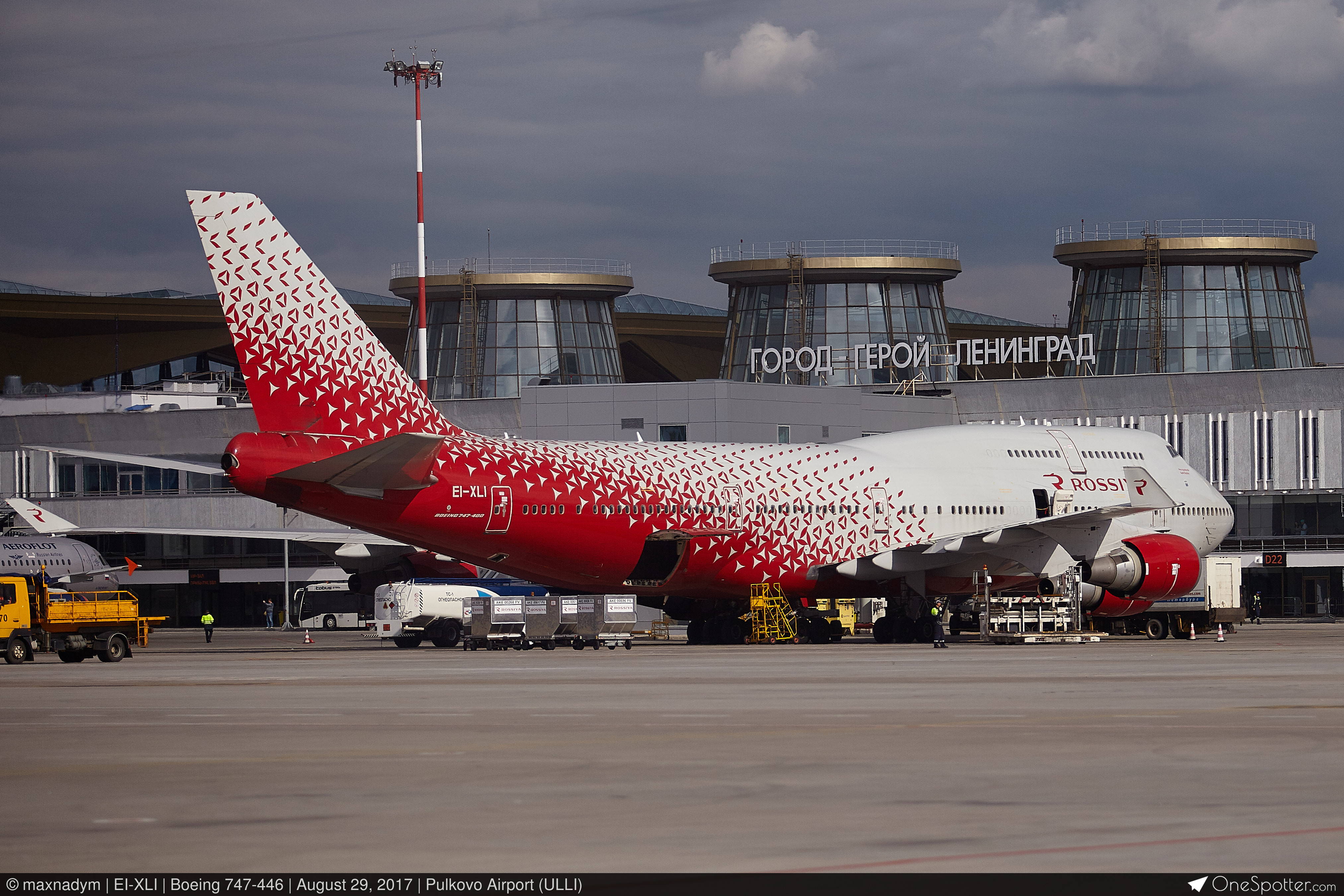 EI-XLI - Boeing 747-446, Rossiya - Russian Airlines | OneSpotter.com