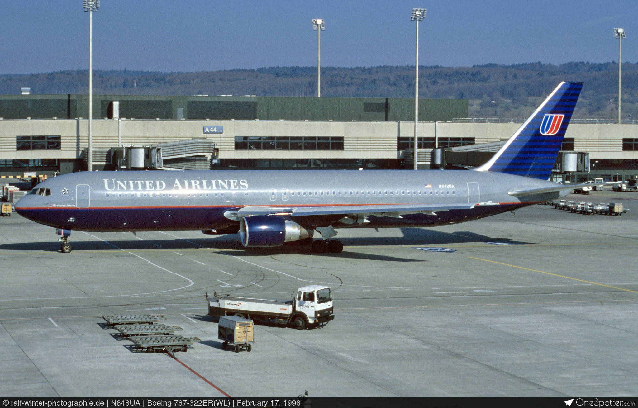 N648UA - Boeing 767-322ER(WL), United Airlines | OneSpotter.com