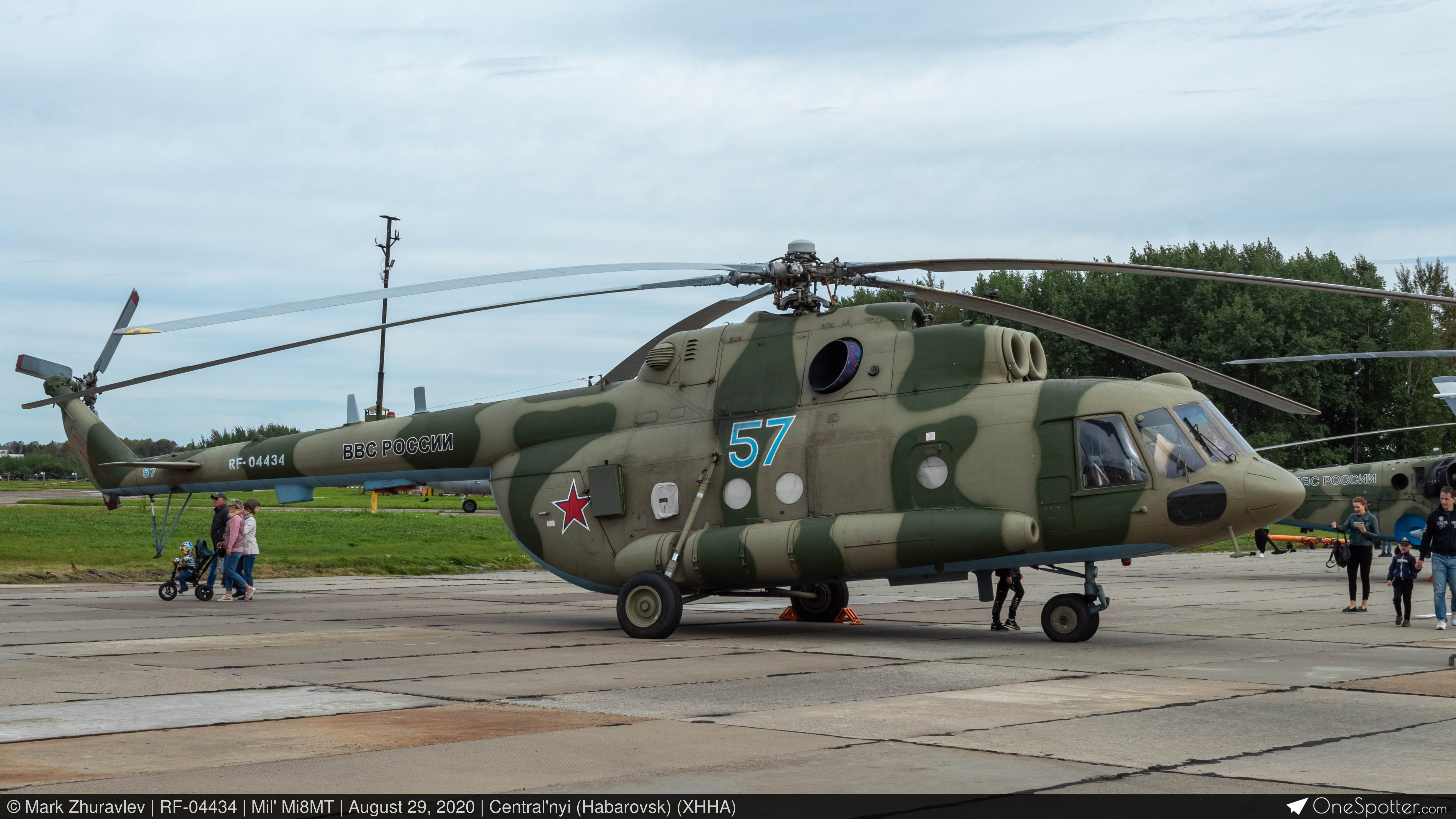 RF-04434 - Mil' Mi8MT, Russia - Air Force | OneSpotter.com