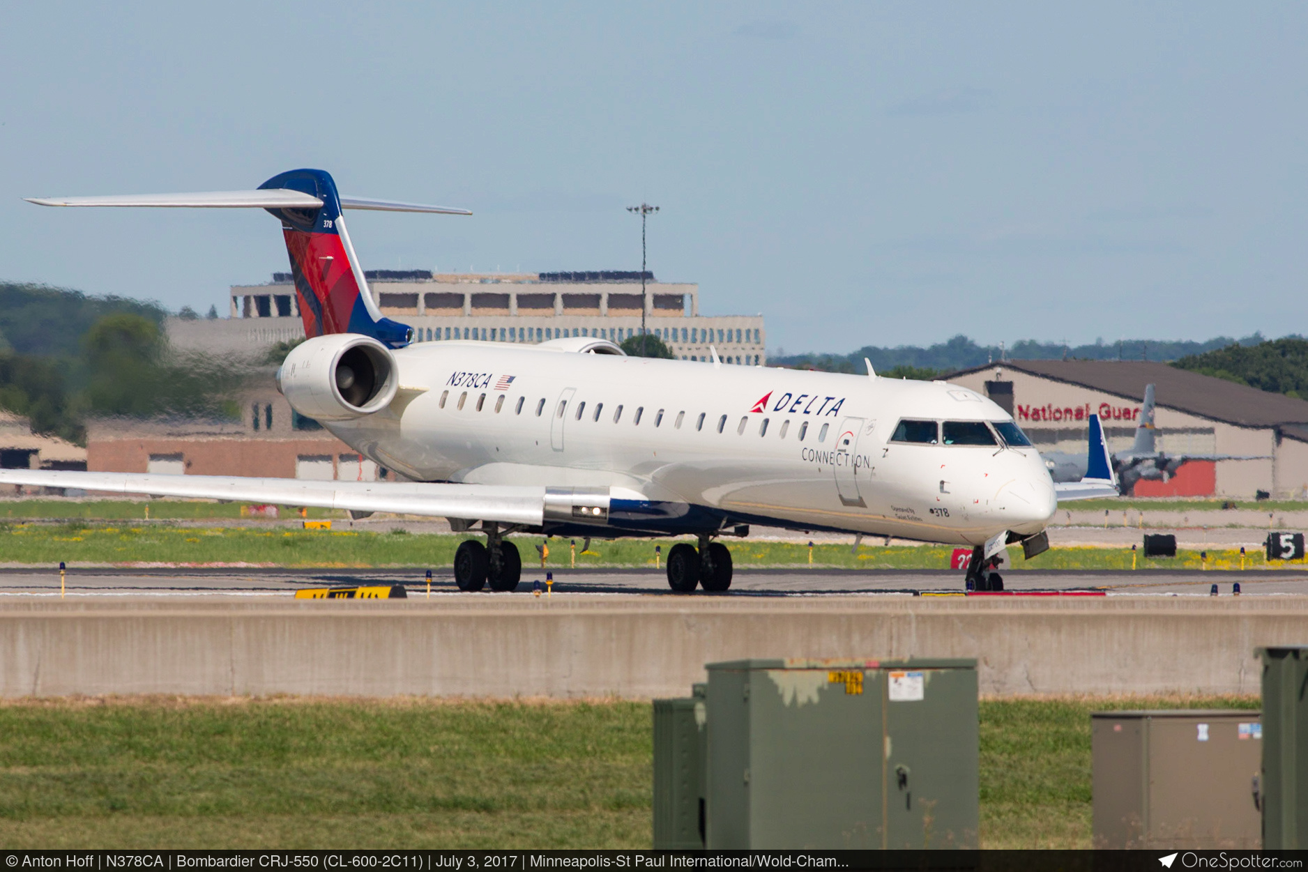 N378CA - Bombardier CRJ-550 (CL-600-2C11), Delta Connection