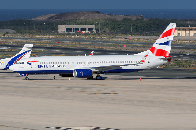 ZS-ZWG FlySafair Boeing 737-8LD(WL), MSN 40972 | OneSpotter.com