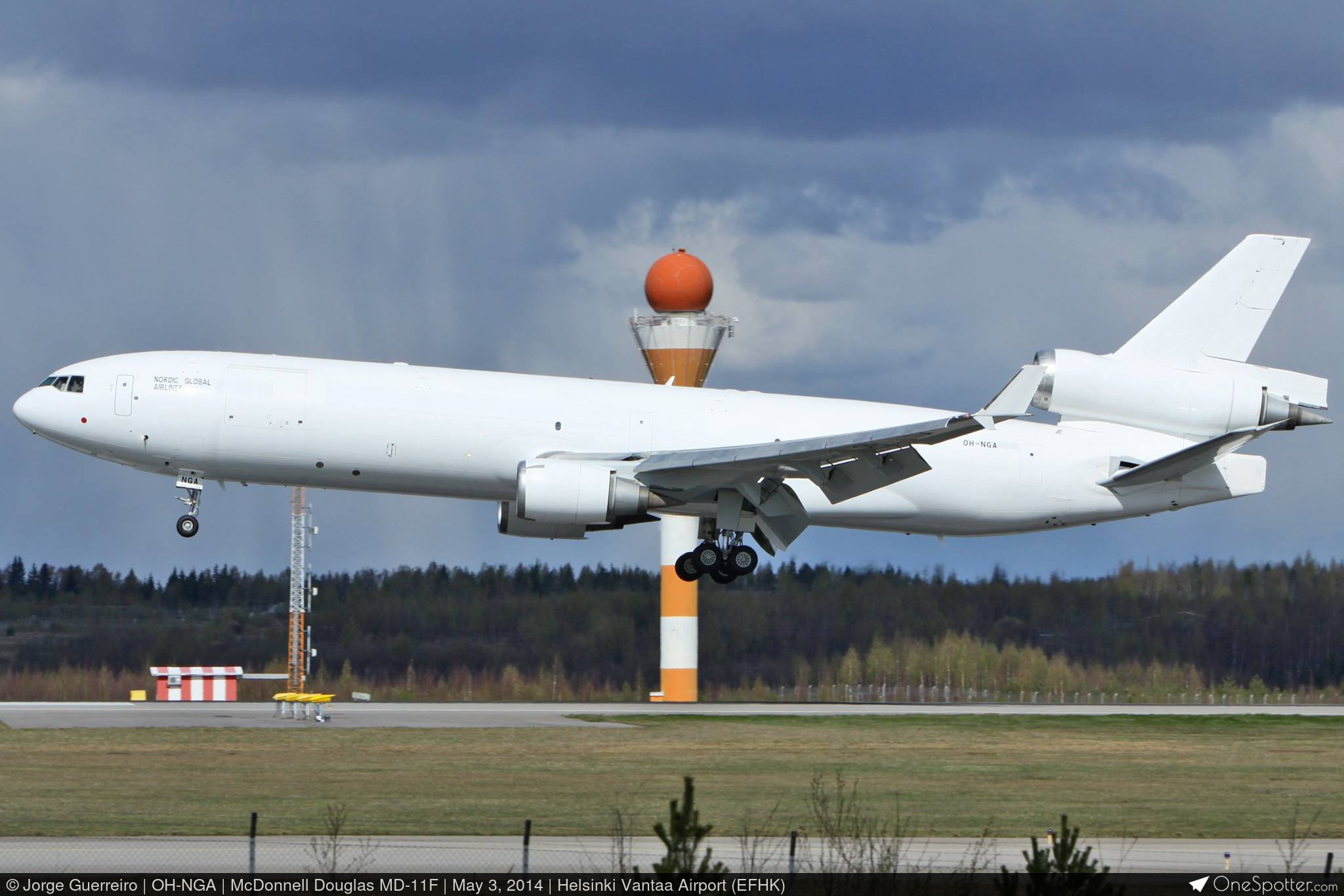 GeminiJets MD-11F（貨物型） ウエスタン・グローバル