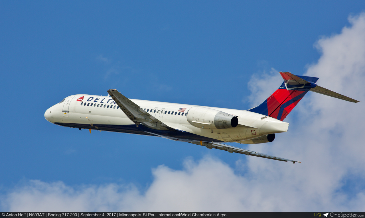 N603AT Delta Air Lines Boeing 717-200, MSN 55127 | OneSpotter.com