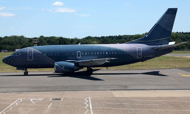 LY-FLT KlasJet Boeing 737-522, MSN 26683 | OneSpotter.com