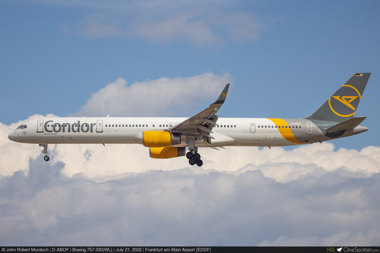 UR-SLB SkyLine Express Boeing 757-330(WL), MSN 29013 | OneSpotter.com