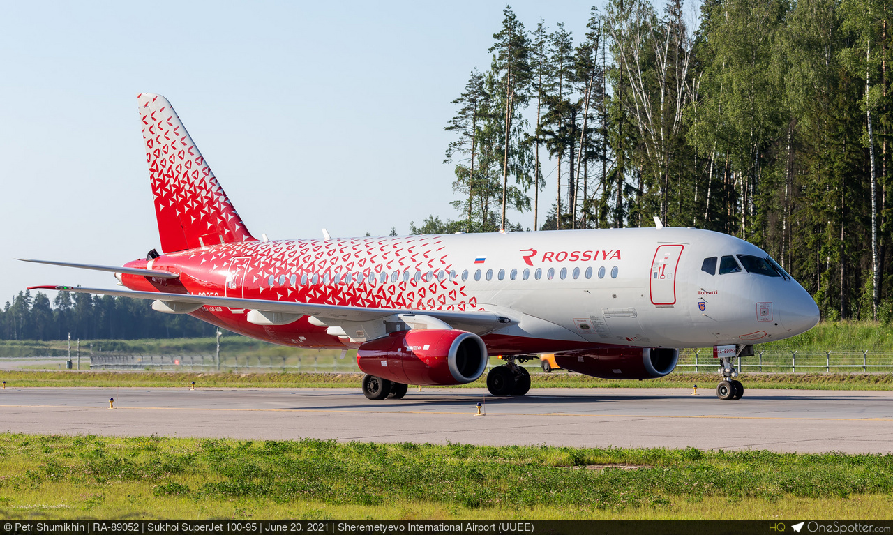 RA-89052 - Sukhoi SuperJet 100-95, Rossiya - Russian Airlines