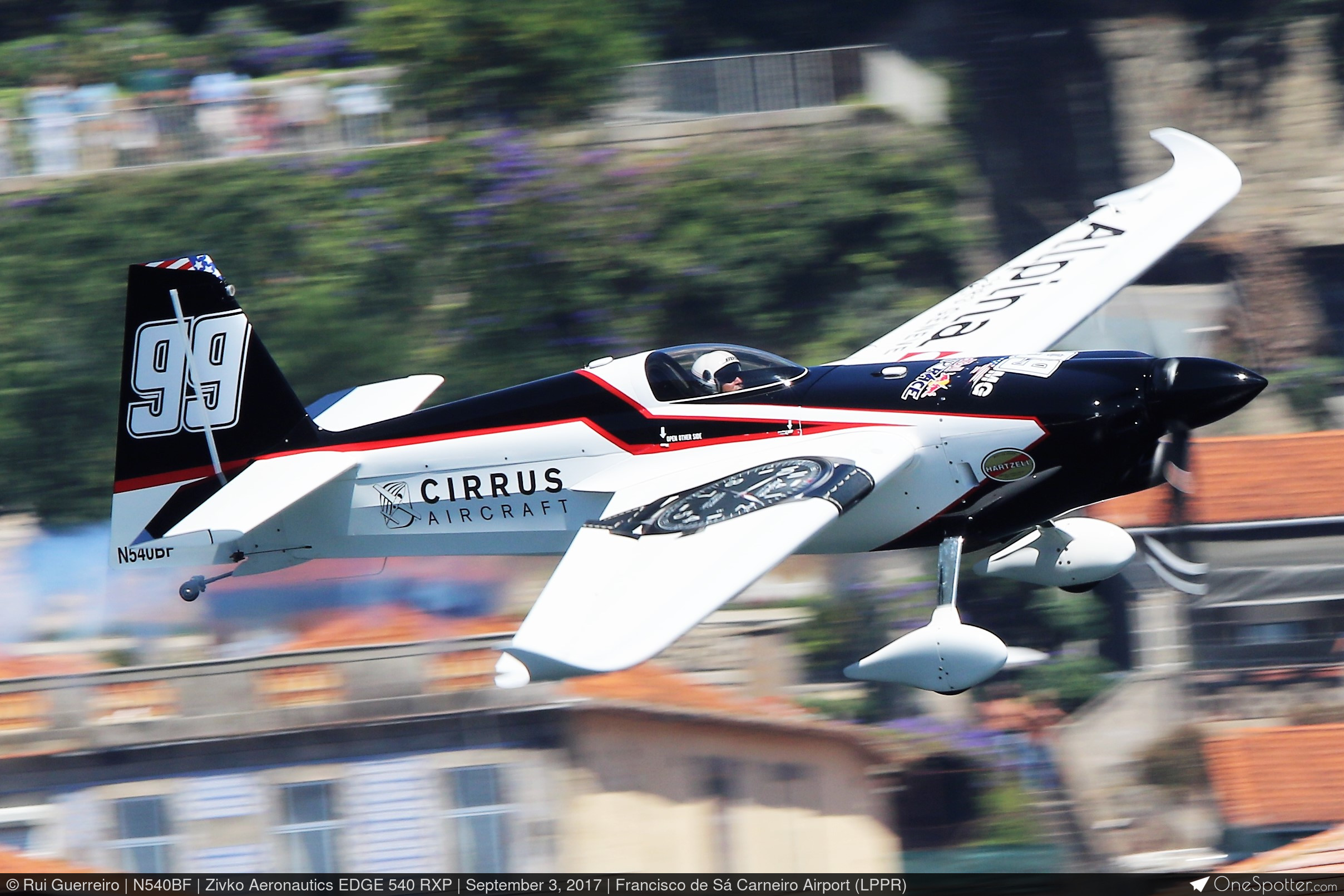 N540BF Mike Goulian Airshows Inc Zivko Aeronautics EDGE 540 RXP