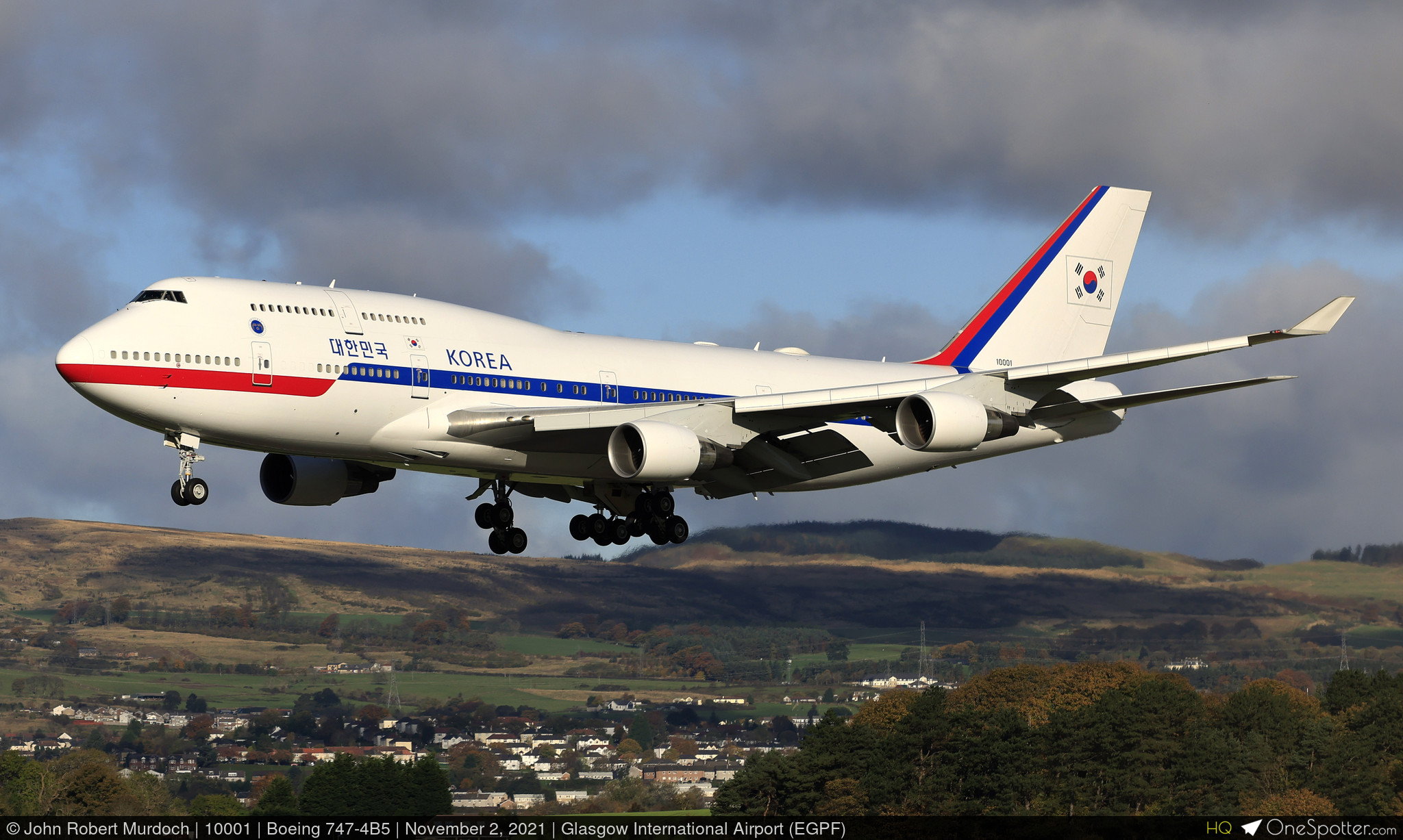 Korean Air Boeing 747 モデル HL7465 Korean Air Boeing 747-4B5, MSN 26412 | OneSpotter.com